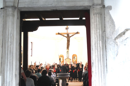 Letni koncert Komorni zbor Fran Gerbič, gostje MePZ Postojna 36 Foto Ljubo Vukelič
